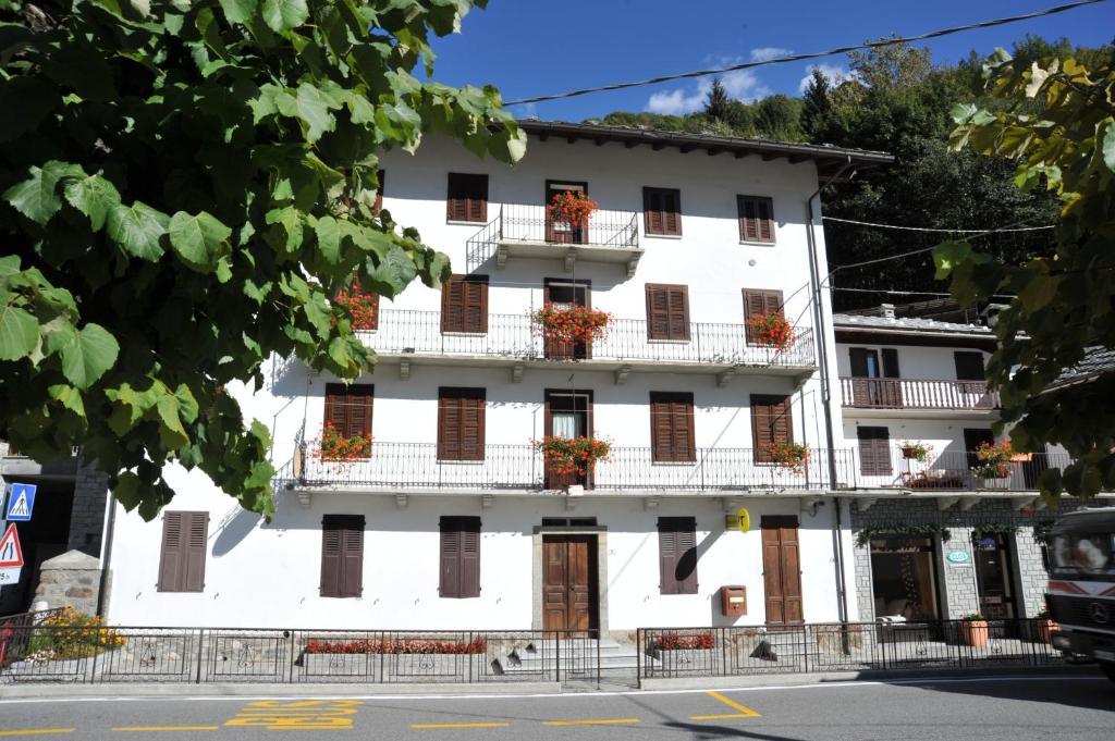 La Maison De Meme Fontainemore Exterior photo